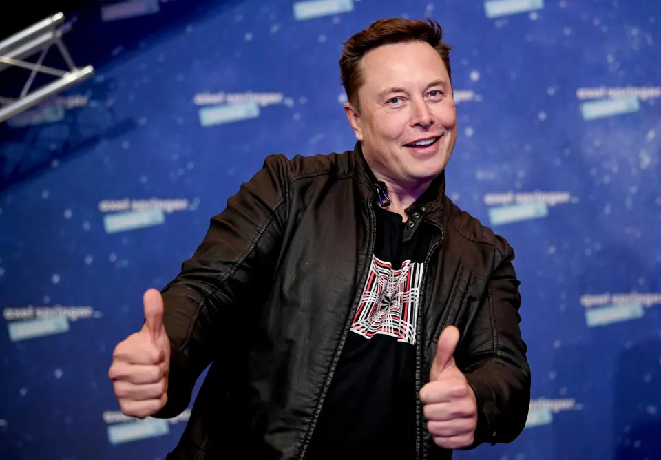 Elon Musk Biography 2026: Age, Career, Family & Net Worth