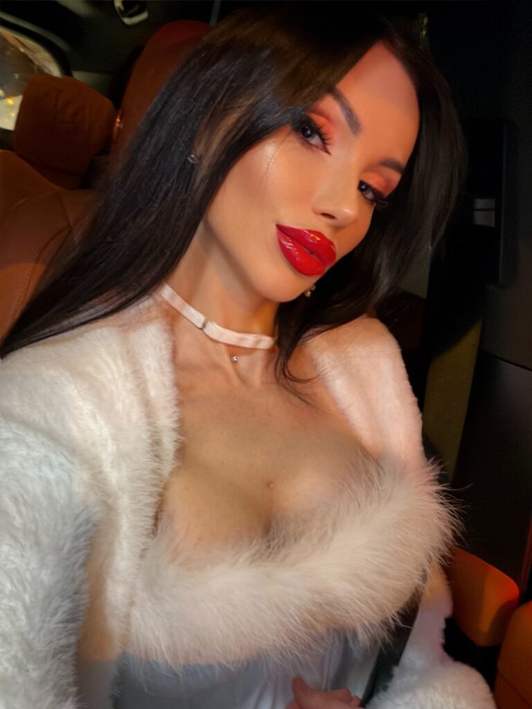 Sasha Rose Bio: Age, Career, Height & Net Worth 2026