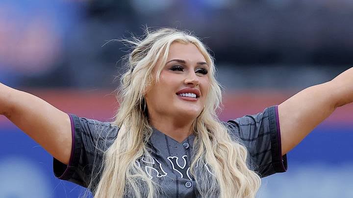 Tiffany Stratton Biography: Age, Career, Titles, Net Worth & Facts